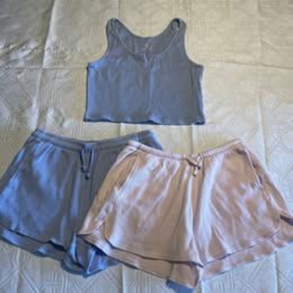 bundle of cute women's small lounge set